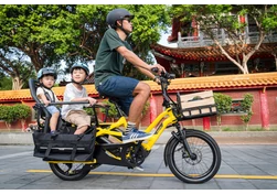 GSD- 2gyerek, 200kg terhelhetőség, prémium funkciók